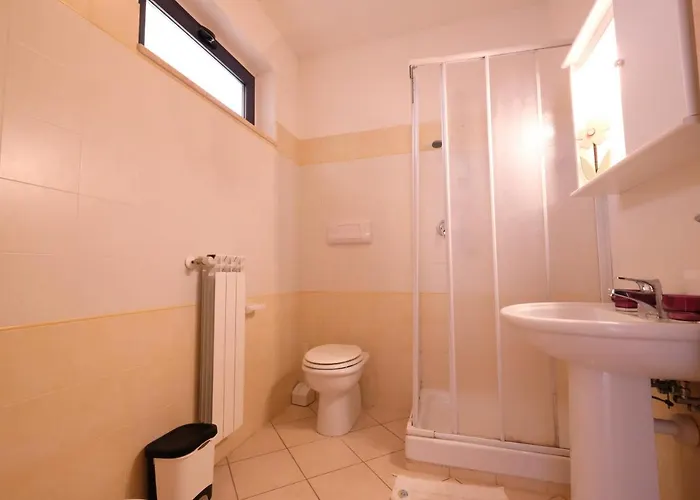 Bay A7 - * פינטו